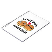 パンを愛してるなんて、なんて面白い食べ物の駄洒落なんだ！ ノートブック (左側)