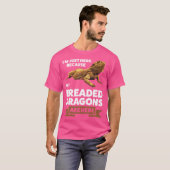 パンを食べたドラゴンのペットヒゲのせいで Tシャツ (正面フル)
