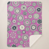 パンゲオマゼンタ シェルパブランケット (正面)