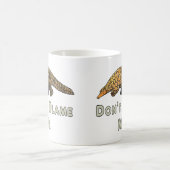 パンゴリンは私を責めない コーヒーマグカップ (中央)