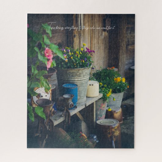 パンジーが飾られたカントリーハウス鮮やかポーチ ジグソーパズル (縦)