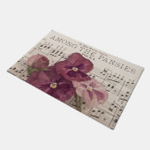 パンジーの中で  ドアマット (アングル)