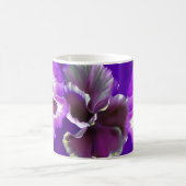 パンジーの花の紫色の様式化された芸術のマグ コーヒーマグカップ (中央)