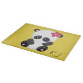 パンダかわいらしオンイエローバックグラウンドモノグラムイニシャル カッティングボード (角)