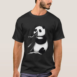 パンダがママのテーブルで鼻をかむ Tシャツ