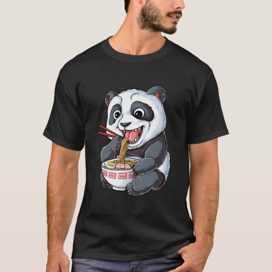 パンダが食べるかわいい巨大な日本の麺 Tシャツ (正面)