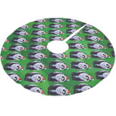 パンダのクマがサンタハットを着たグリーン ブラッシュドポリエステルツリースカート (アングル)