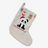 パンダのクリスマス雪の冬の動物パンダ小C スモールクリスマスストッキング (正面 (吊り時))