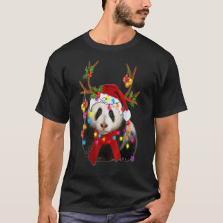 パンダのゴージャストナカイのパンダのクリスマスツリーライト Tシャツ