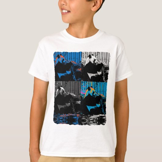 パンダのマルチパネルモダンアートデザイン Tシャツ (正面)