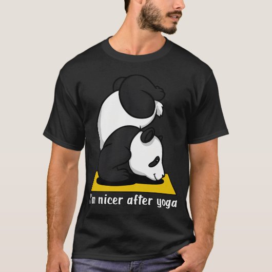 パンダのヨガ Tシャツ (正面)