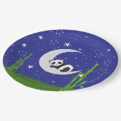 パンダの新しい赤ちゃんが月にいる ペーパープレート (アングル)