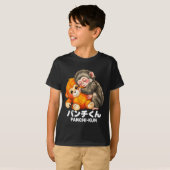 パンチくんがぬいぐるみの赤ちゃんマカクザルを抱っこ Tシャツ (正面フル)