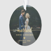 パンデミッ結婚したク中の2枚の写真アクリルオーナメント オーナメント (正面)