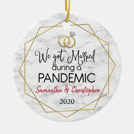 パンデミ結婚したックなクリスマス中に セラミックオーナメント (正面)