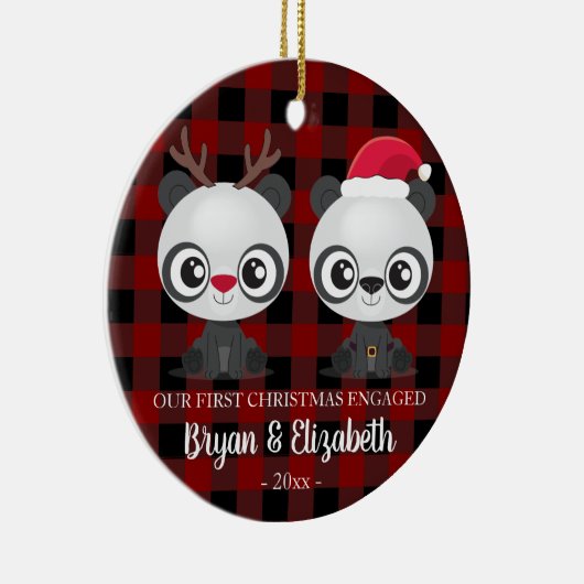 パンドおもしろいス初めてのクリスマス婚約した赤い格子状 セラミックオーナメント (右)