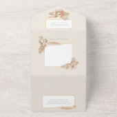 パンパスグラスとヤシの葉にランが添えられた結婚式の招待状 オールインワン招待状 (外側)