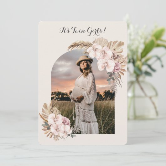 パンパスグラスオーキッドフローラアーチ赤ちゃんシャワー写真 招待状 (スタンド正面)