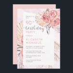パンパスグラス |ピンクローズ開花90thバースデーパーティー 招待状<br><div class="desc">水色お洒落乾燥ピンクのバラ、パンパスグラスとパームの葉フローラ"90th Birthday Party"女性の誕生日デザイン。複合デザイン別休日ハートデザイン（権利留保）。</div>