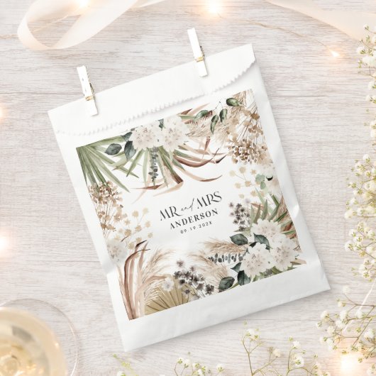 パンパ結婚ス・ユーカリ・ボホモダンパーティー フェイバーバッグ (クリップ留めされた状態)