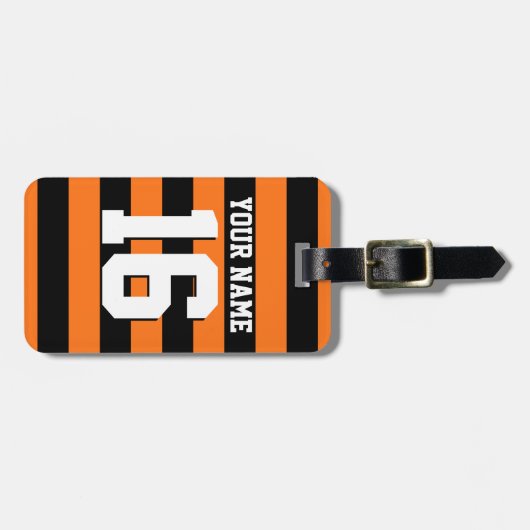 パンプキンオレンジブラックチームジャージ名門私立校風のストライプ ラゲッジタグ (正面横)