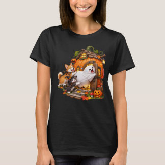 パンプキンコテージに猫と犬ととらわれた幽霊!! Tシャツ