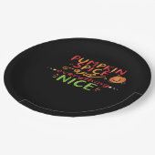 パンプキンスパイスアンドオールナイススローガン引用文 ペーパープレート (アングル)