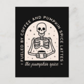 パンプキンスパイスラテおもしろいコーヒー引用文 ポストカード (正面)