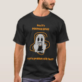 パンプキンスパイスラテを愛するおばけ Tシャツ (正面)