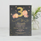 パンプキンスリー誕生日第3秋チョーク金ゴールド招待状 招待状 (スタンド正面)