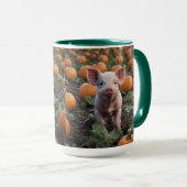 パンプキンパッチピックボールパドルの中の赤ちゃん豚 マグカップ (正面右)