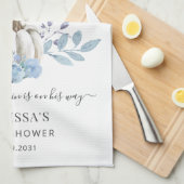 パンプキンフラワーベイビーシャワーダスティーブルー キッチンタオル (四つ折り)