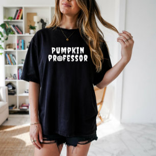 パンプキン教授ホワイトタイポグラフィ Tシャツ