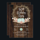 パンプキ素朴ンパンパリース50th誕生日パーティーI 招待状<br><div class="desc">ダークな木の背景に"50歳の誕生日パーティー"のデザインとテラスのピンクアジサイフローラとパンパと他の乾燥した草のリースに飾られたテラスのピンクのアジサイ赤面と乾燥とカボチャの国のシックなミント緑のカボチャフェイク。この素朴な木の複合デザインbyホリデーハートデザイン（権利留保）。</div>