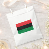 パン・アフリカン+フラグ フェイバーバッグ (クリップ留めされた状態)