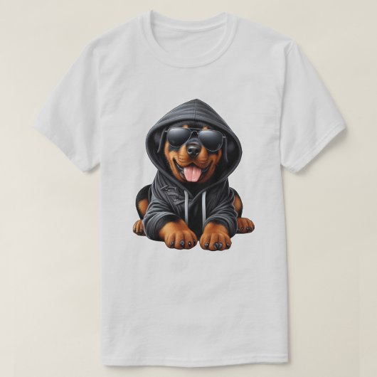 パーカーを着たロットワイラーの子犬 Tシャツ (デザイン正面)