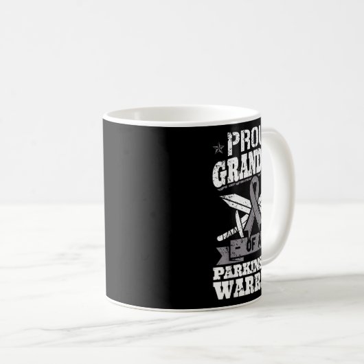 パーキ誇りを持ったンソンの戦士の孫が待ち受けている コーヒーマグカップ (正面右)