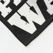 パーキ誇りを持ったンソンの戦士の孫が待ち受けている フリースブランケット (角)