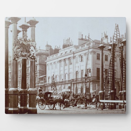 パークレ飾ンはクイーンビクトリアの直径 フォトプラーク (正面)