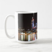 パース夜スカイライン-マグ コーヒーマグカップ (左)