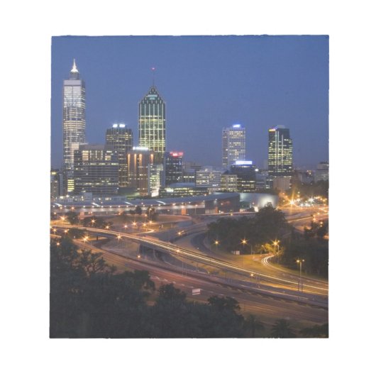 パース、オーストラリア。パースのダウンタウンの眺め ノートパッド (正面)