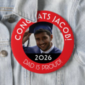 パーソナライズされたおめでとうグラッドフォトパパ誇りを持ったレッド 缶バッジ (インサイチュ)