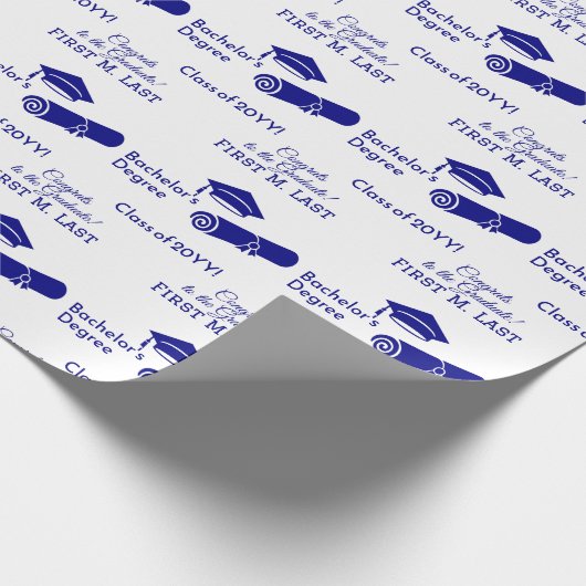 パーソナライズされたおめでとう卒業式キャップディプロマブルー ラッピングペーパー (角)