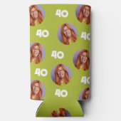 パーソナライズされたおもしろいカスタム誕生日パーティー スリム缶クーラー (裏面)