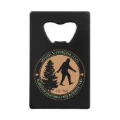 パーソナライズされたおもしろいサスカッチ クレジットカード栓抜き (正面)