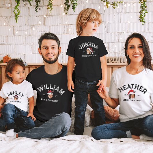 パーソナライズされたおもしろい顔フォトサンタハットクリスマス Tシャツ