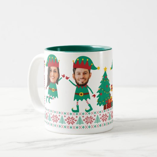 パーソナライズされたおもしろい顔写真クリスマス小妖精や小人ファミリー ツートーンマグカップ (正面左)