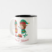 パーソナライズされたおもしろい顔写真クリスマス小妖精や小人ファミリー ツートーンマグカップ (正面左)