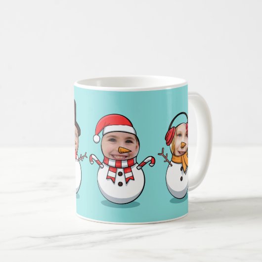 パーソナライズされたおもしろい顔写真雪だるま コーヒーマグカップ (正面右)