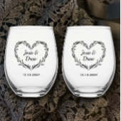 パーソナライズされたお結婚連さんの名前と日付ハート ステムなしワイングラス